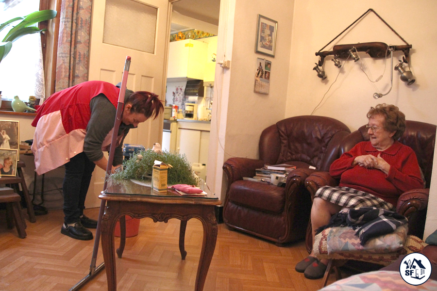 Aide ménagère sociale  - Entretien chez le bénéficiaire et soutient moral - Charleroi